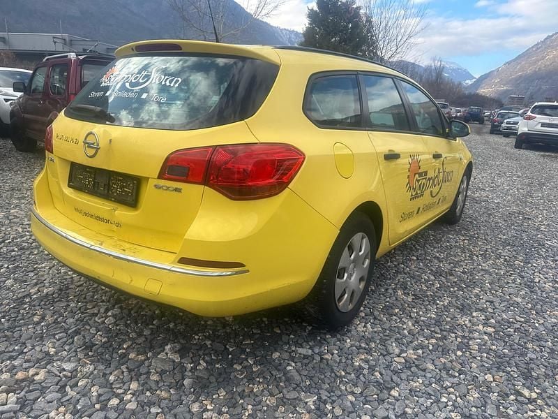 Gebraucht Opel Astra 110 PS (80 kW) 2014 Kombi