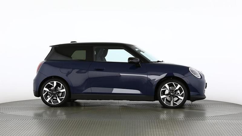 Gebraucht Mini Cooper SE 160 kW (218 PS) 2025 Blau Kleinwagen