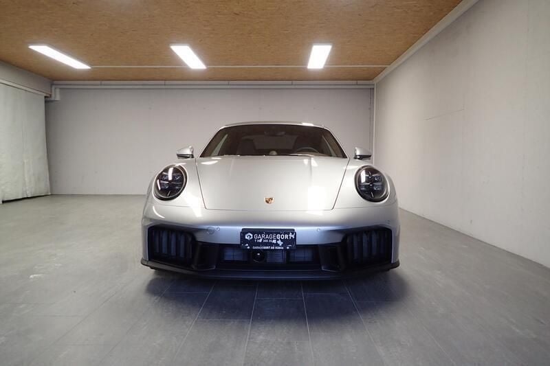 Silber Gebraucht 2024 Porsche 911 Coupé | CHF 209’900 - Bild 1/4