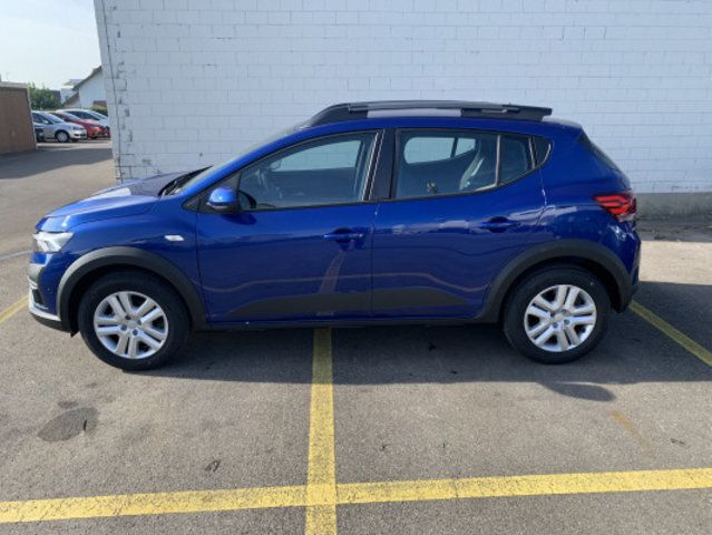 Orange Gebraucht 2023 Dacia Sandero Kleinwagen | CHF 17’500 - Bild 1/4