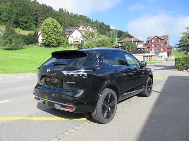 Gebraucht Nissan Qashqai Tekna 190 PS (139 kW) 2024 Schwarz SUV