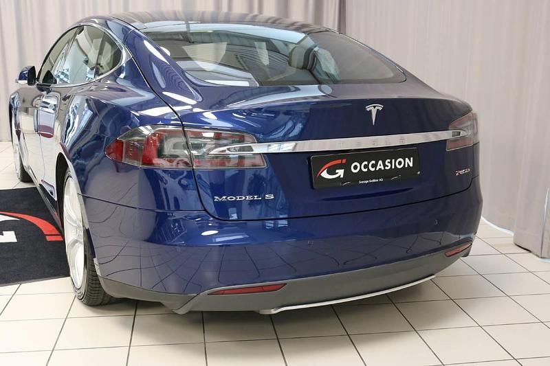 Gebraucht Tesla Model S Performance 567 kW (772 PS) 2015 Blau Kleinwagen