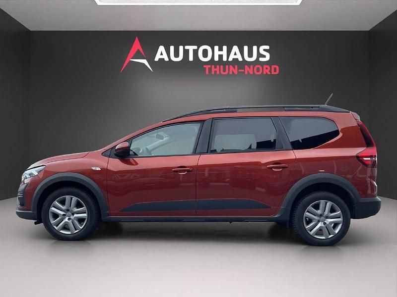 Gebraucht Dacia Jogger Expression 110 PS (80 kW) 2023 Braun Van / Kleinbus