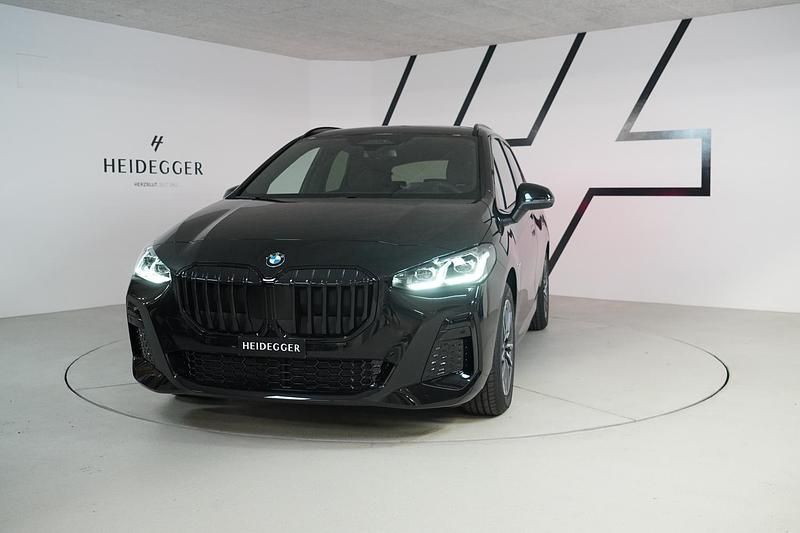 Schwarz Gebraucht 2024 BMW 223 Active Tourer M Sport Van / Kleinbus | CHF 49’999 - Bild 1/4