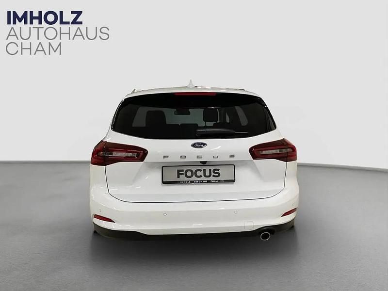 Neu Ford Focus Titanium 155 PS (114 kW) 2025 Weiss Kombi