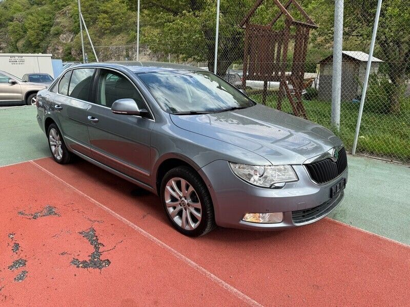 Gebraucht 2011 Skoda Superb Ambition | CHF 11’500 - Bild 1/4