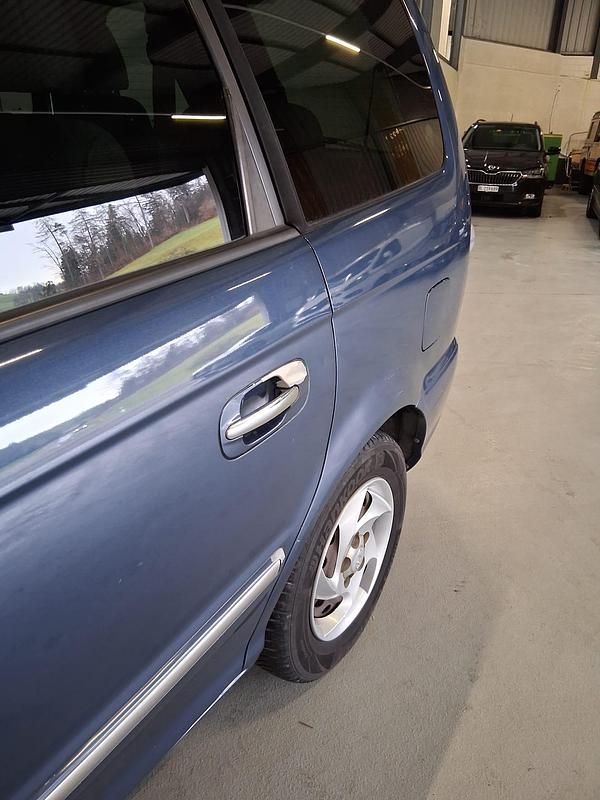 Gebraucht Hyundai Trajet GLS 112 PS (82 kW) 2005 Van / Kleinbus