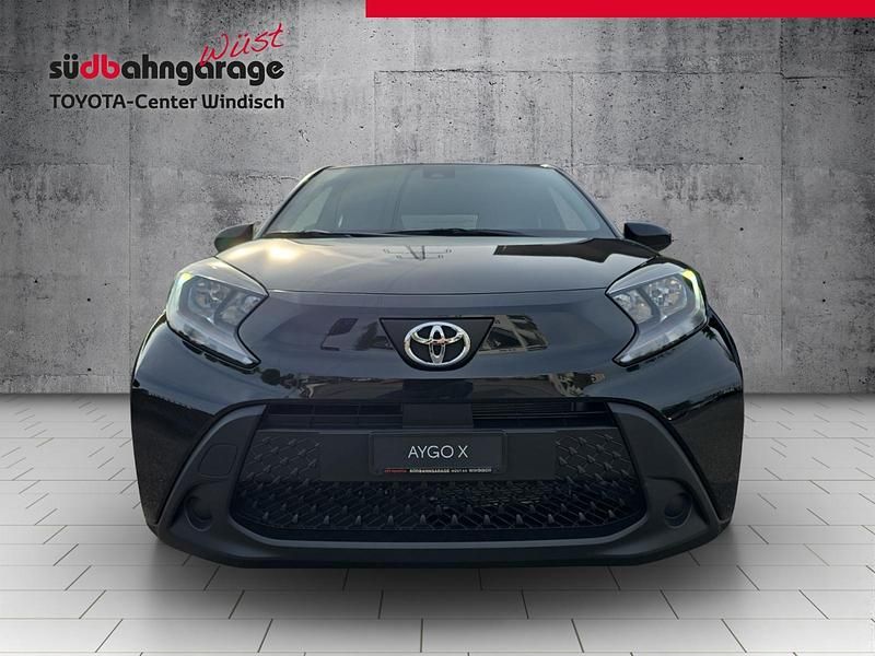 Neu Toyota Aygo X Comfort 72 PS (52 kW) 2025 Schwarz SUV