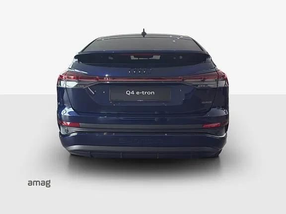 Gebraucht Audi Q4 e-tron Ambiente 210 kW (286 PS) 2025 Bleu navarra métallisé SUV
