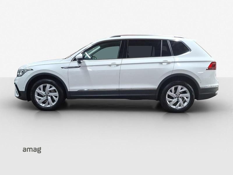 Gebraucht VW Tiguan Allspace Elegance 190 PS (139 kW) 2022 Pure white uni SUV