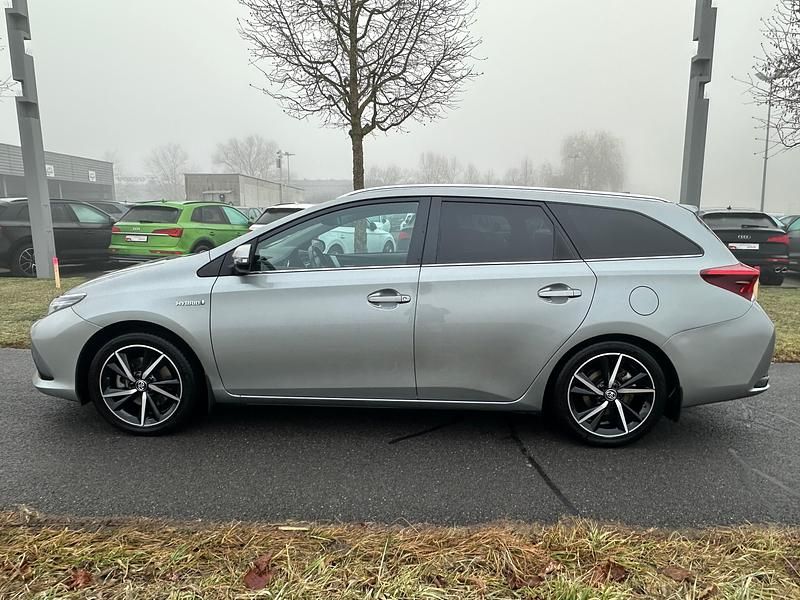 Gebraucht Toyota Auris Touring Sports Premium 136 PS (100 kW) 2016 Kombi
