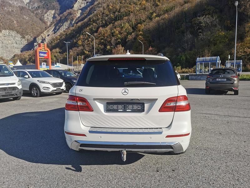 Gebraucht Mercedes ML350 Executive 258 PS (189 kW) 2012 SUV