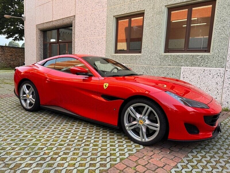Gebraucht Ferrari Portofino 600 PS (441 kW) 2019 Cabrio