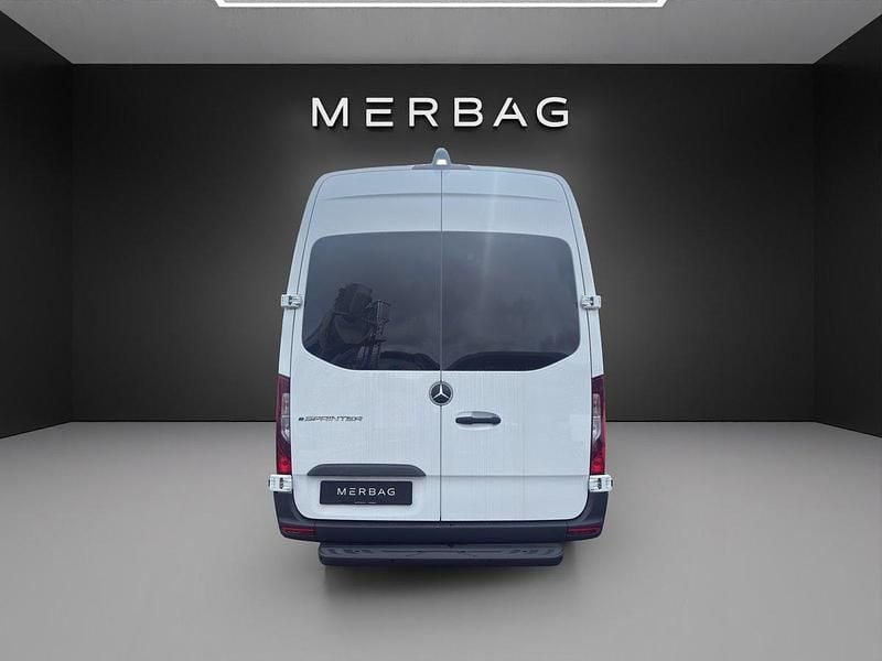 Neu Mercedes E-Sprinter 109 kW (149 PS) 2025 Van