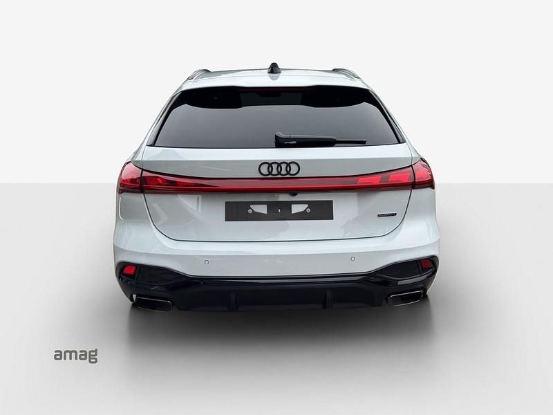 Gebraucht Audi A5 Ambiente 367 PS (269 kW) 2025 Gletscherweiss metallic Kombi