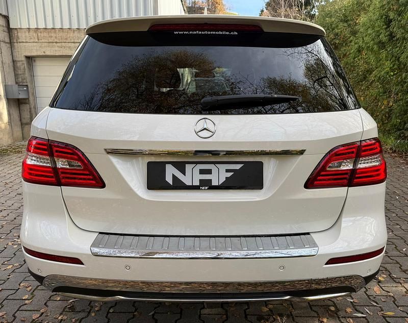 Gebraucht Mercedes ML350 Executive 258 PS (189 kW) 2012 SUV