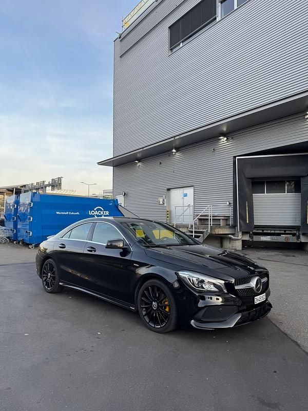 Gebraucht Mercedes CLA250 AMG line 211 PS (155 kW) 2019 Limousine