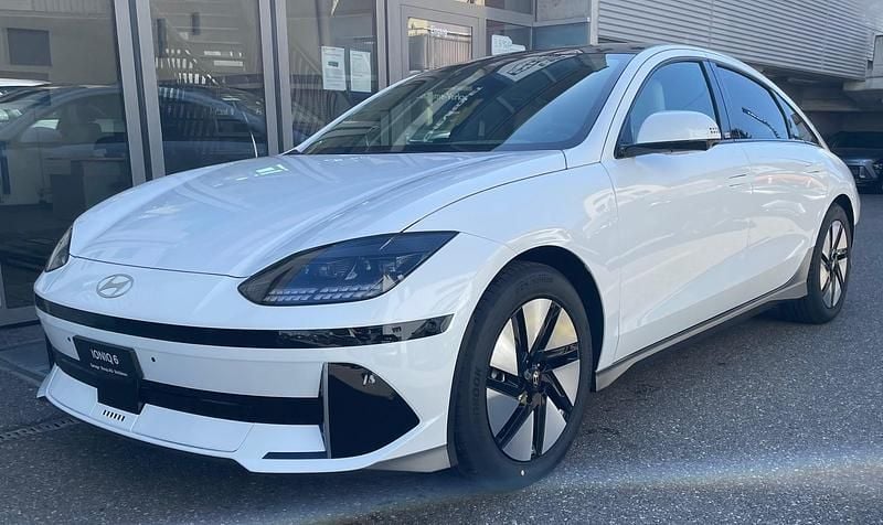 Weiss Gebraucht 2023 Hyundai Ioniq 6 Edition Limousine | CHF 39’900 (Superpreis) - Bild 1/4