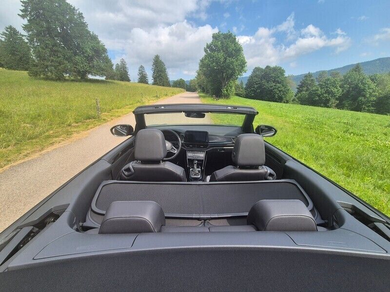 Gebraucht VW T-Roc R-line 150 PS (110 kW) 2023 SUV