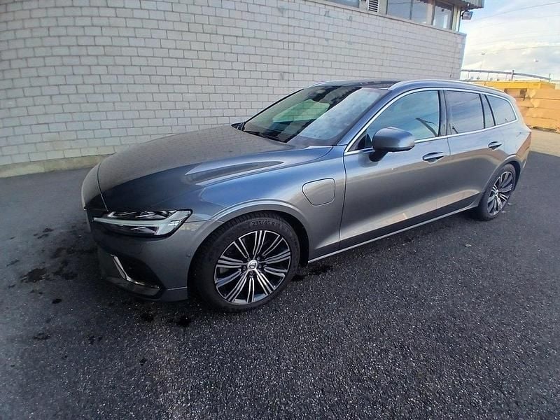 Gebraucht 2020 Volvo V60 Inscription Kombi | CHF 19’493 (Guter Preis) - Bild 1/4