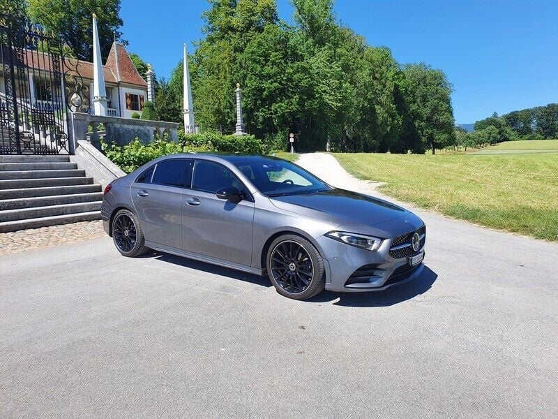 Gebraucht Mercedes A200 AMG line 163 PS (119 kW) 2020