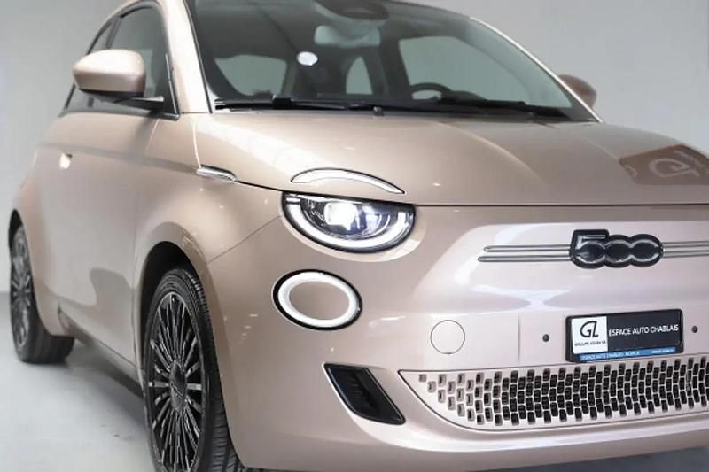 Gebraucht Fiat 500e 87 kW (119 PS) 2026 Rosa Kleinwagen