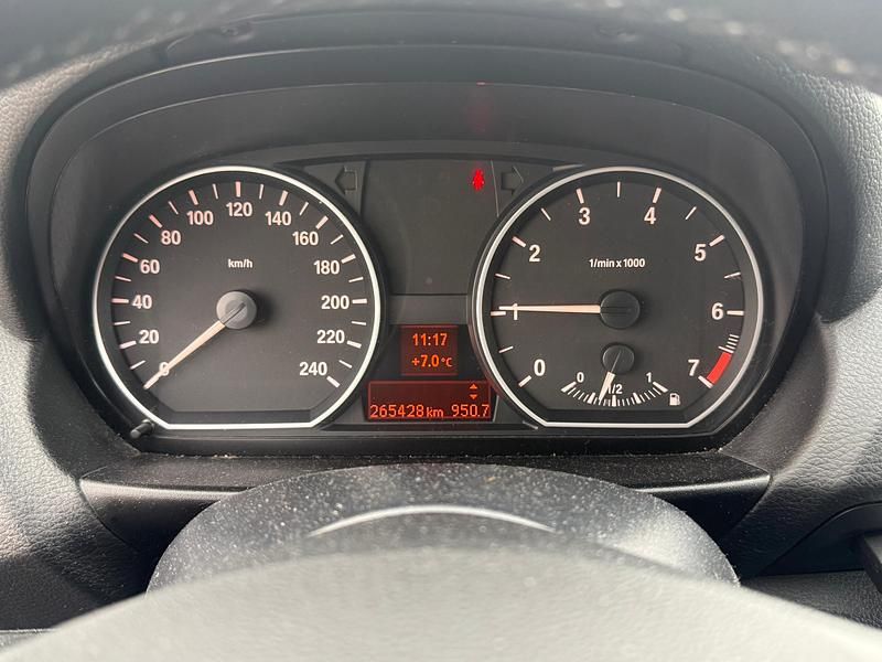 Gebraucht BMW 116 122 PS (89 kW) 2010 Kleinwagen