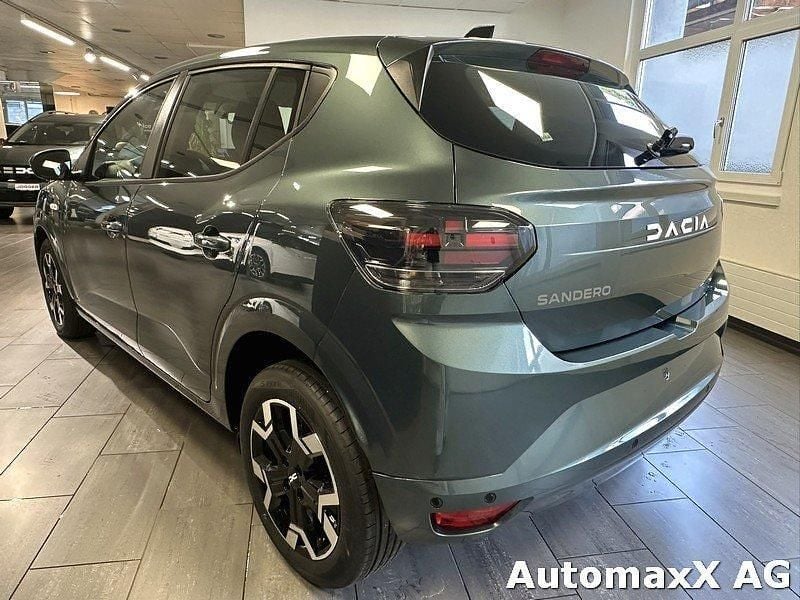 Neu Dacia Sandero Journey 101 PS (74 kW) 2026 Limousine