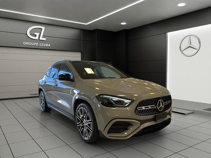Neu Mercedes GLA220 190 PS (139 kW) 2026 Grau SUV