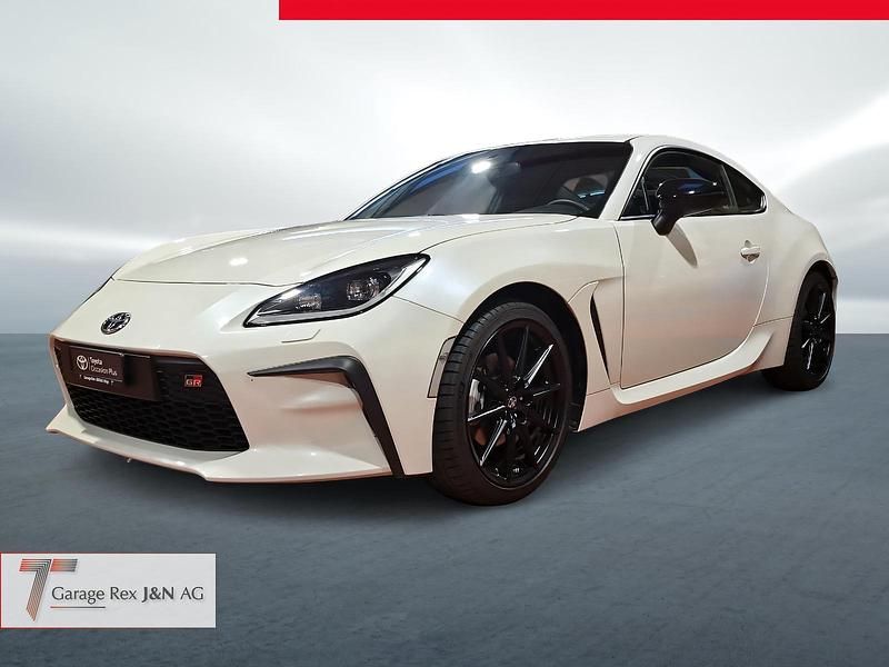 Weiss Gebraucht 2024 Toyota GR86 Sport Coupé | CHF 39’400 (Fairer Preis) - Bild 1/4