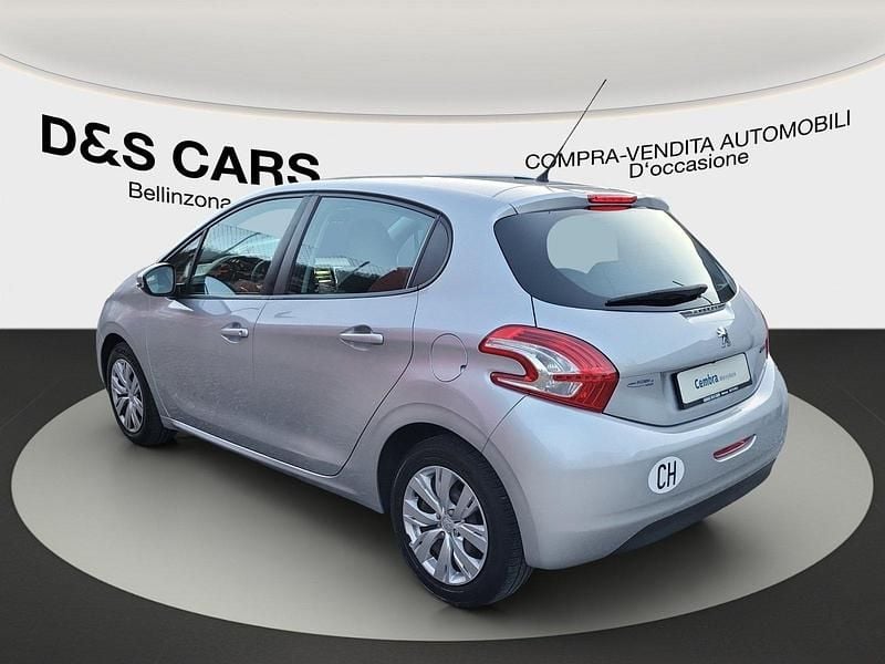 Gebraucht Peugeot 208 Access 82 PS (60 kW) 2013 Kleinwagen