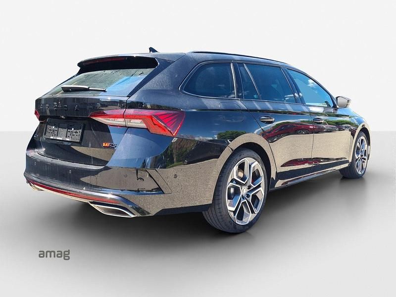 Gebraucht Skoda Octavia RS 265 PS (194 kW) 2024 Magic schwarz perleffekt Kombi