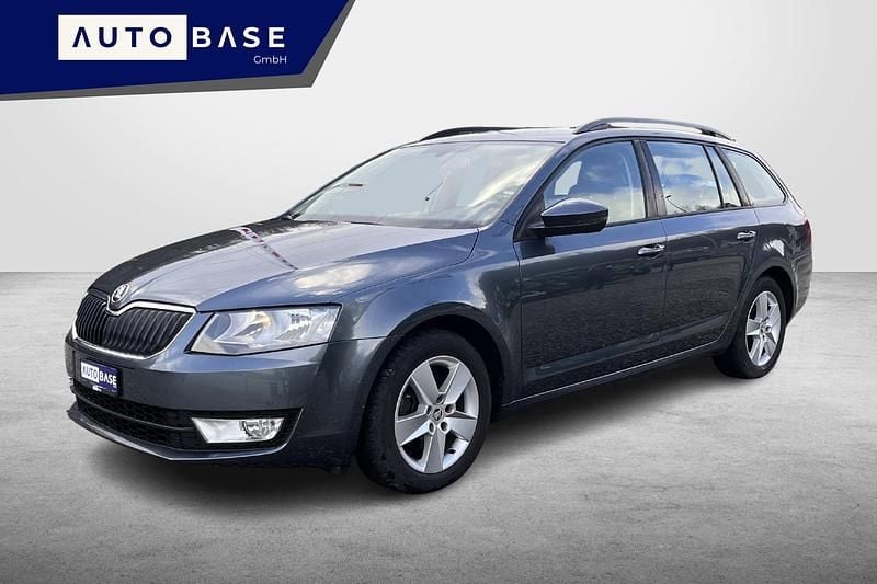 Gebraucht Skoda Octavia Ambition 140 PS (102 kW) 2015 Kleinwagen