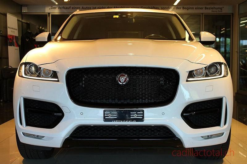 Gebraucht Jaguar F-Pace R-Sport 241 PS (177 kW) 2017 Weiss SUV