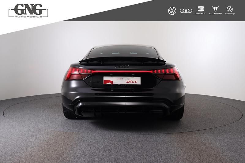 Gebraucht Audi e-tron GT quattro Ambiente 350 kW (476 PS) 2022 Schwarz Limousine