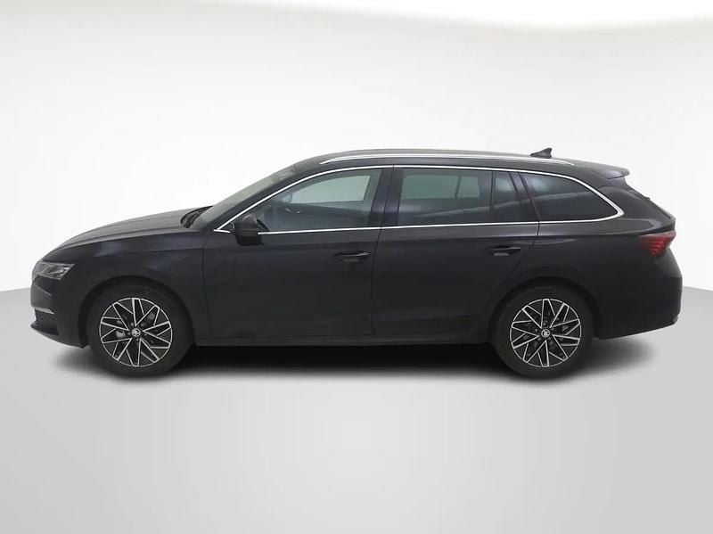 Neu Skoda Octavia Lodge 150 PS (110 kW) 2025 Schwarz
