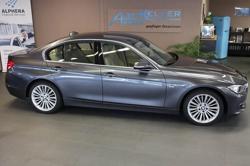 Gebraucht BMW 328 Luxury Line 245 PS (180 kW) 2013 Limousine