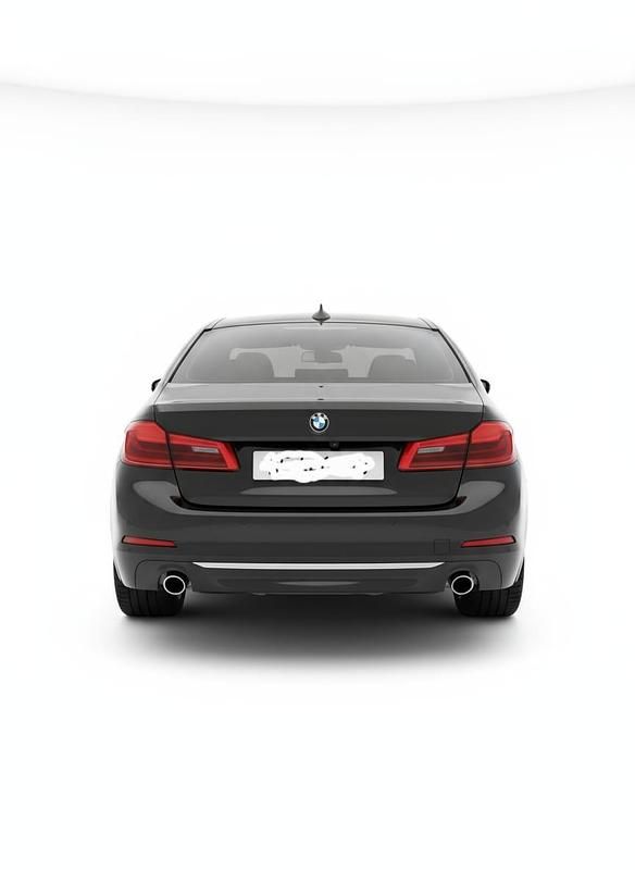 Gebraucht BMW 530 Luxury Line 300 PS (220 kW) 2017