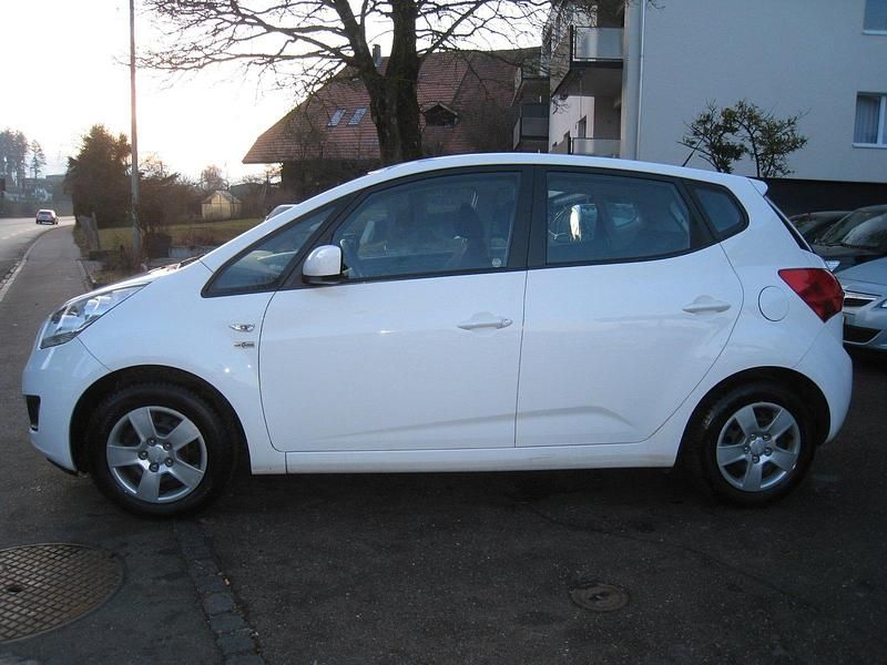 Gebraucht Kia Venga 125 PS (91 kW) 2011 Kleinwagen