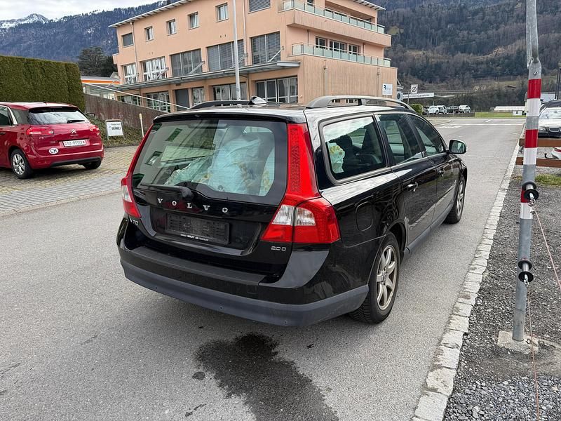Gebraucht Volvo V70 Kinetic 136 PS (100 kW) 2008 Kombi