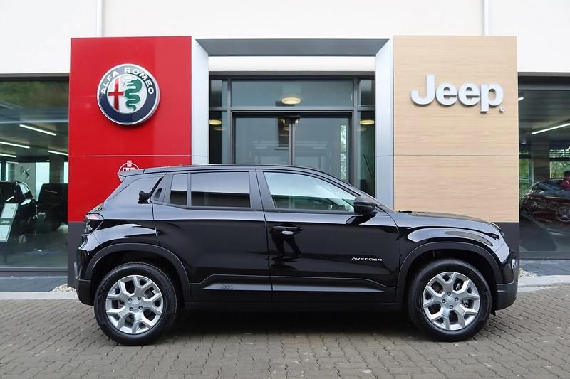 Gebraucht 2023 Jeep Avenger EV Longitude SUV | CHF 27’900 (Fairer Preis) - Bild 1/4