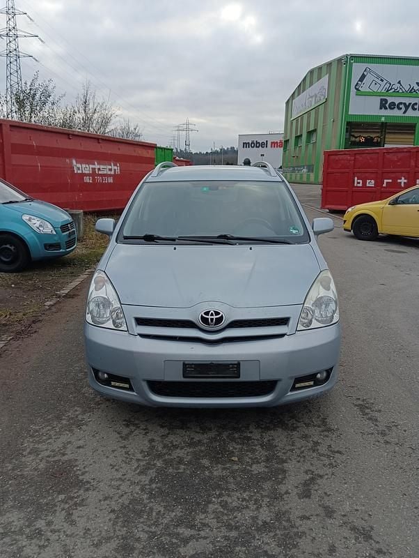Gebraucht 2006 Toyota Corolla Verso Sol Van / Kleinbus | CHF 1’499 (Guter Preis) - Bild 1/4