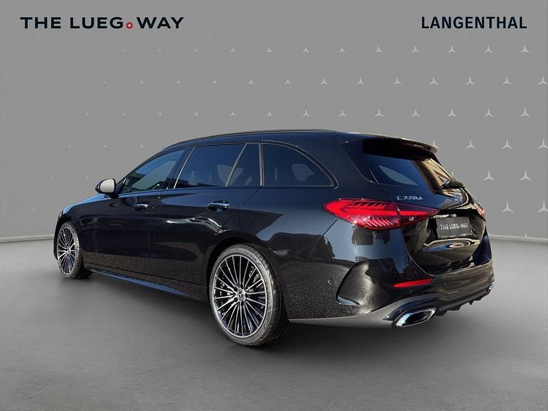 Neu Mercedes C220 197 PS (144 kW) 2026 Schwarz Kombi