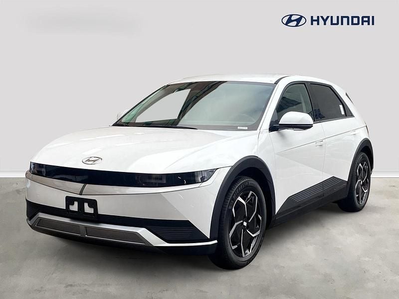 Weiss Neu 2025 Hyundai Ioniq Kleinwagen | CHF 49’200 - Bild 1/4