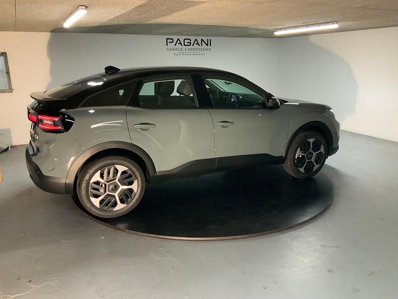 Neu Citroën C4 Tonic 145 PS (106 kW) 2025 Grün Limousine