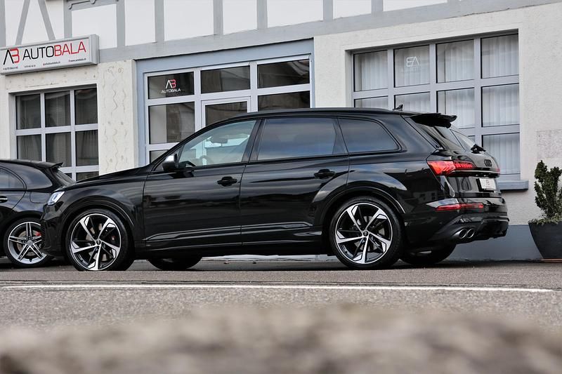 Gebraucht Audi SQ7 Ambiente 507 PS (372 kW) 2022 SUV