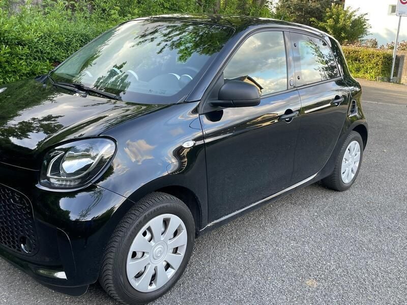 Schwarz Gebraucht 2019 Smart ForFour Electric Drive Limousine | CHF 12’900 (Guter Preis) - Bild 1/4