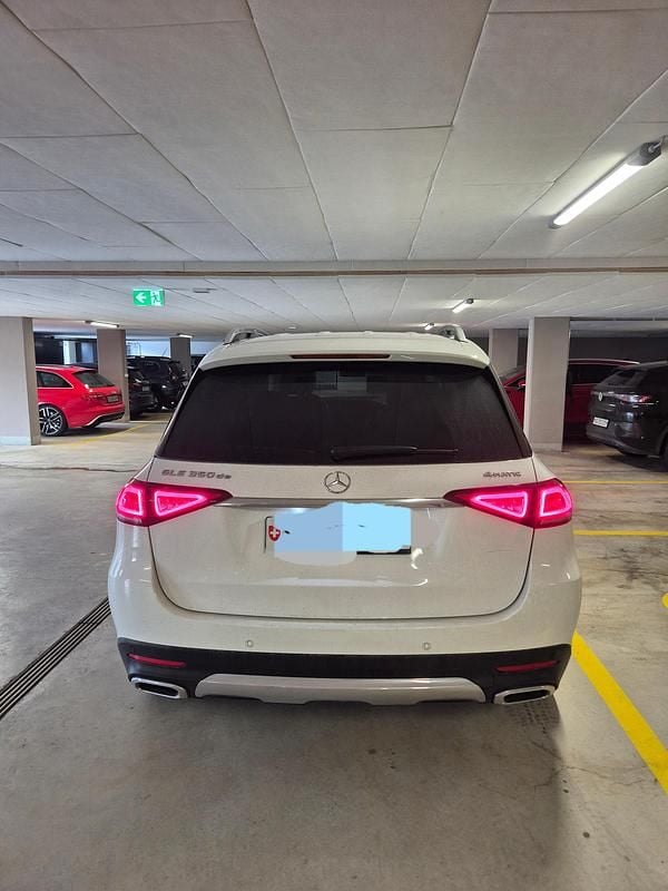 Gebraucht Mercedes GLE350 319 PS (234 kW) 2022