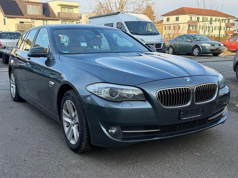 Gebraucht BMW 530 258 PS (189 kW) 2011 Kombi