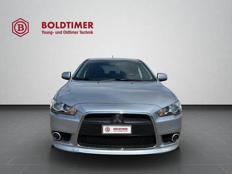 Gebraucht Mitsubishi Lancer Sportback Invite 143 PS (105 kW) 2009 Limousine
